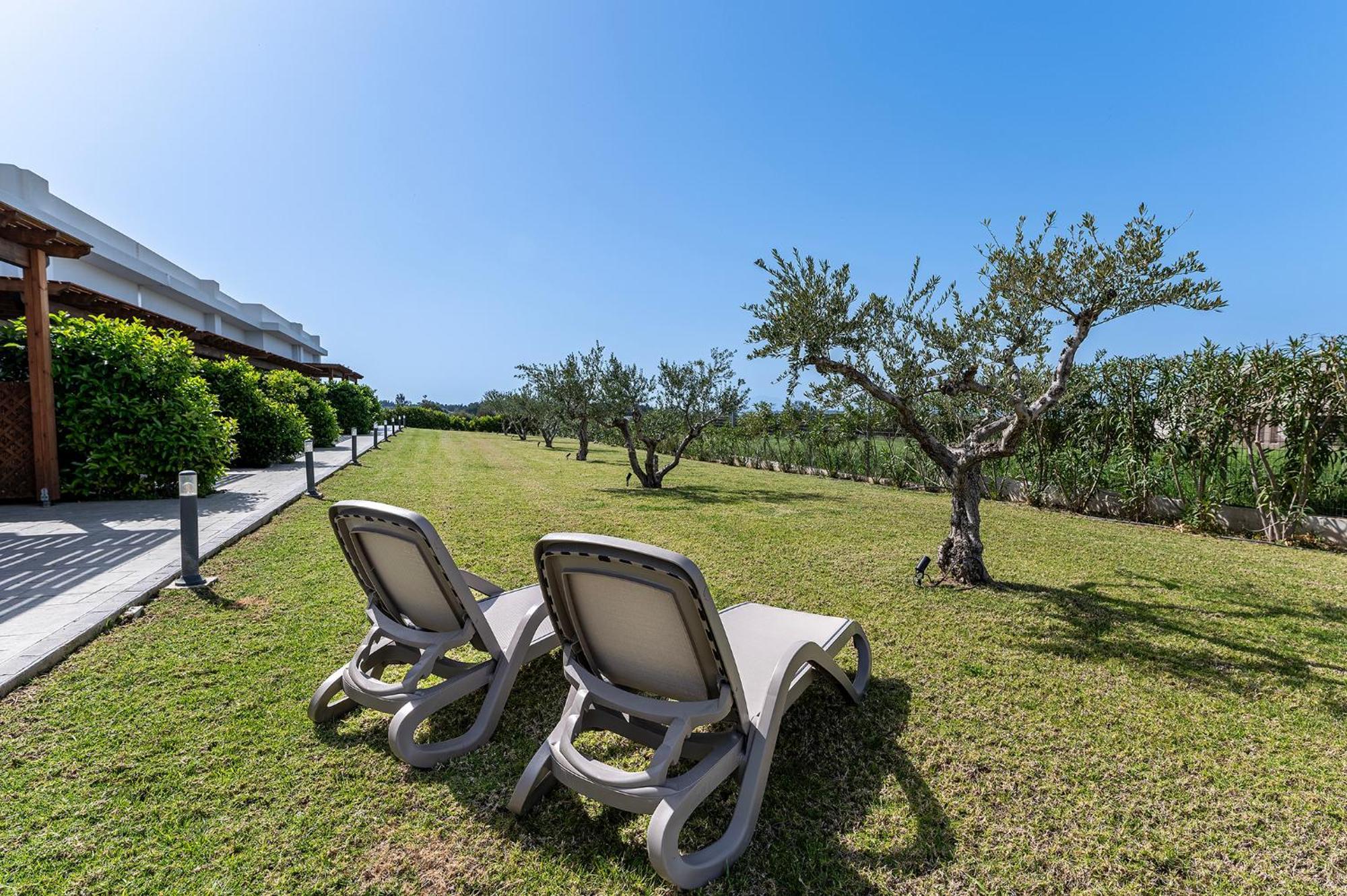 Linopotis Olive Tree Gardenヴィラ エクステリア 写真